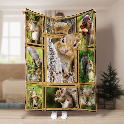 Squirrel CLA21100839F Sherpa Fleece Blanket