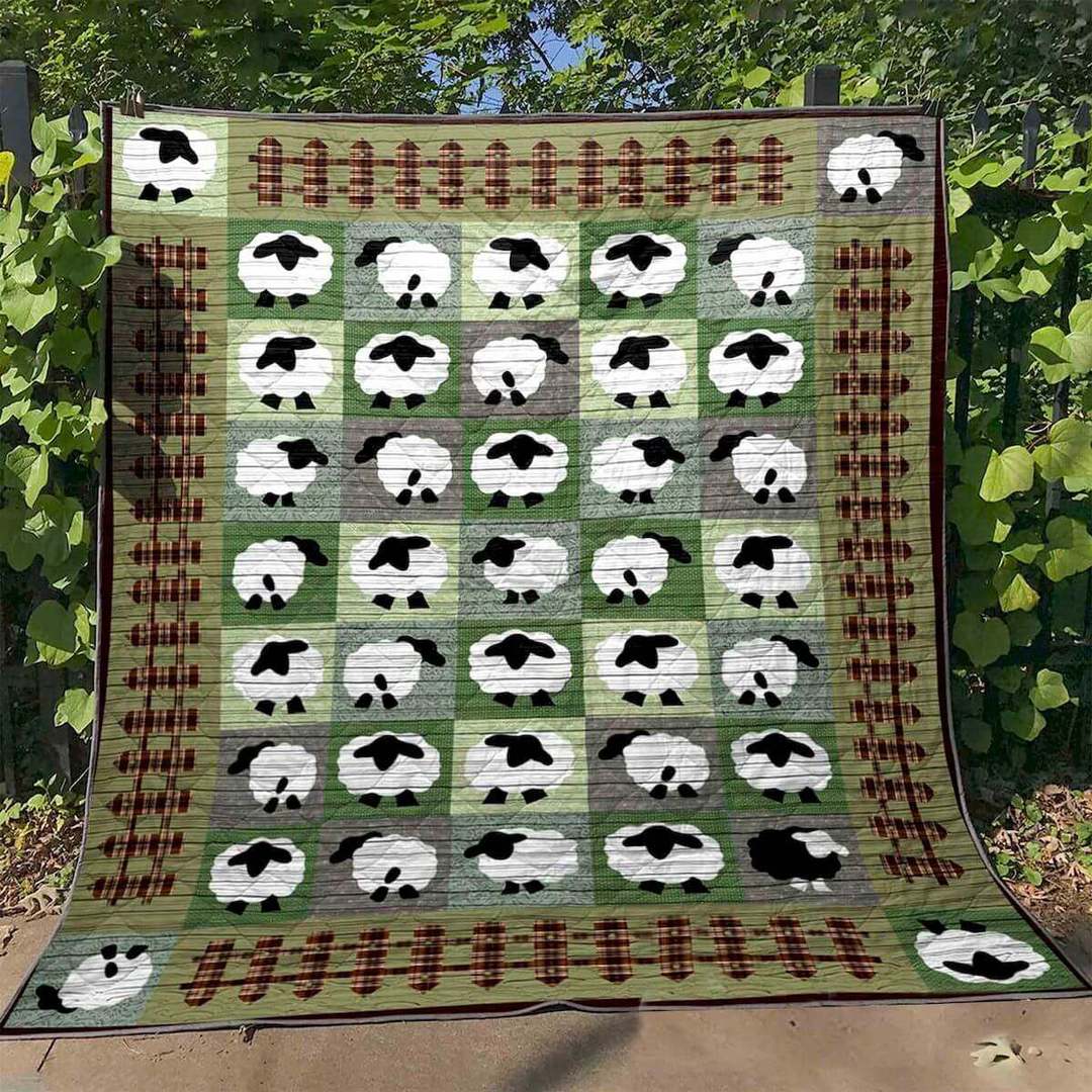 The Sheep PK270555 Quilt Blanket