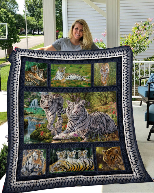 Tiger CLH0412608Q Quilt Blanket