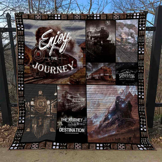 Train TD210537 Quilt Blanket