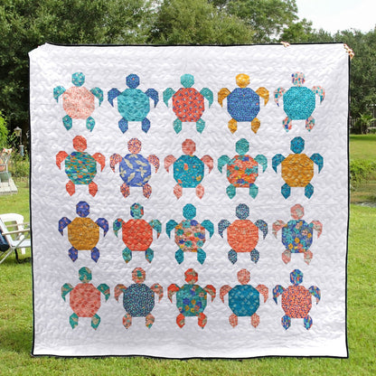 Turtle CLA1110510Q Quilt Blanket