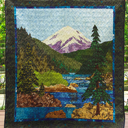 Mountain Stream CLA0211591Q Quilt Blanket