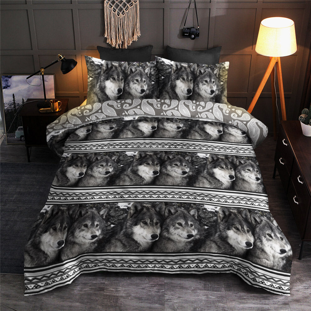 Wolf CL020882MD Bedding Sets