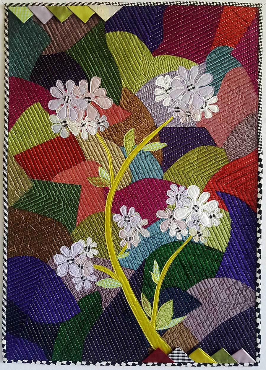 White Flower CLA0611888Q Quilt Blanket