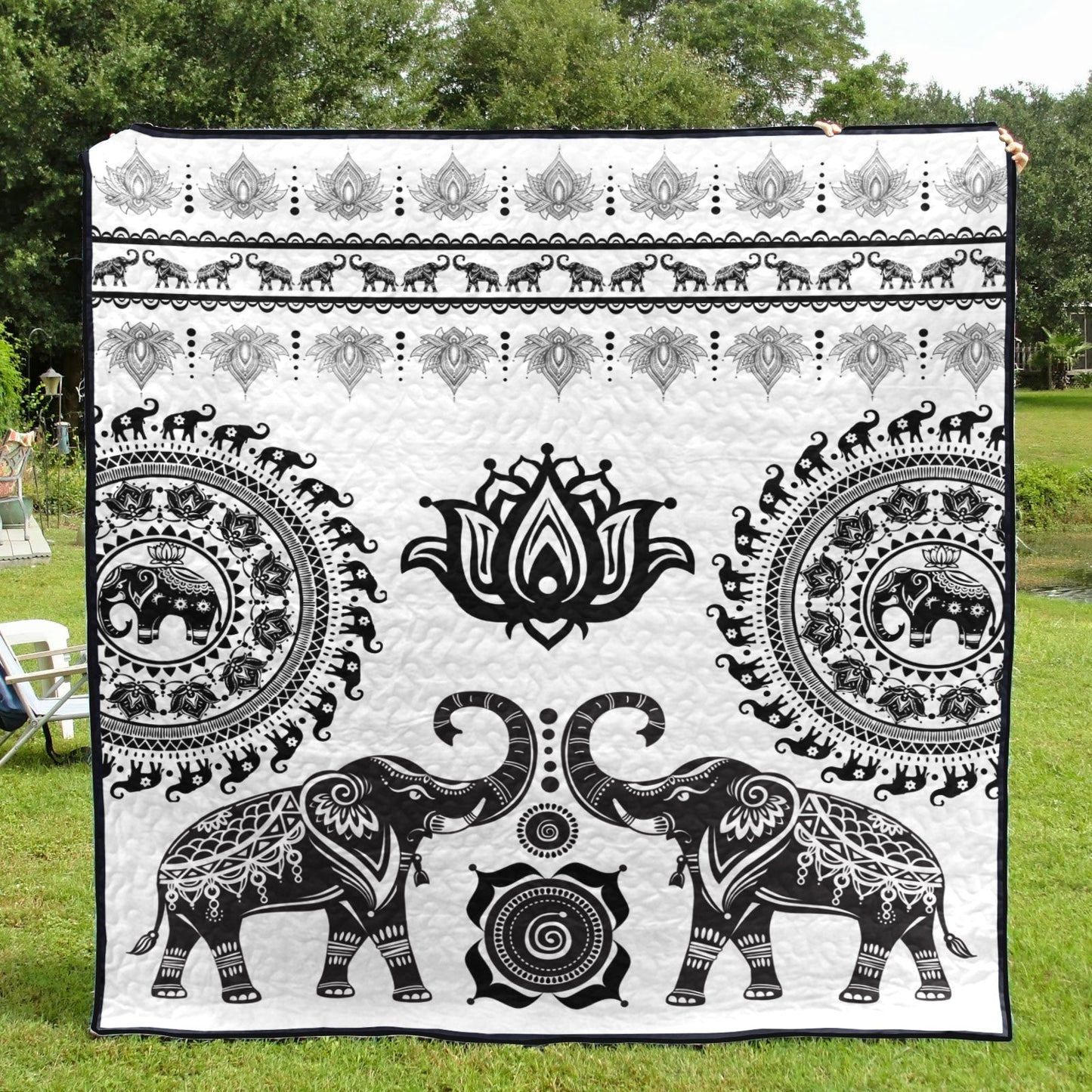 White Mandala CL15100423MDQ Quilt Blanket