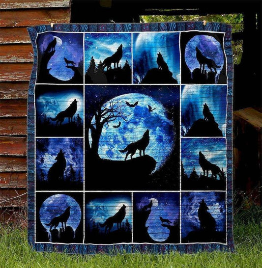 Wolf HM100527 Quilt Blanket