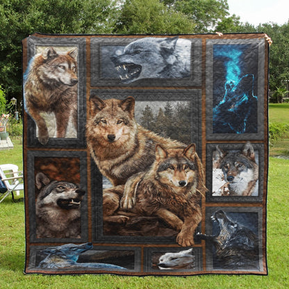 Wolf Resting Under The Moon CLA31100356Q Quilt Blanket