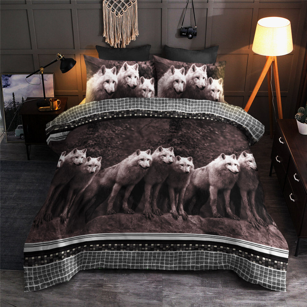 Wolf CL020884MD Bedding Sets