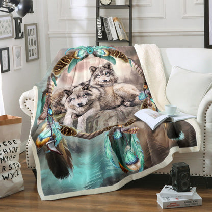 Wolves HM270880F Sherpa Fleece Blanket