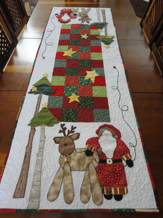 Christmas Santa CLA22112342 Quilted Table Runner