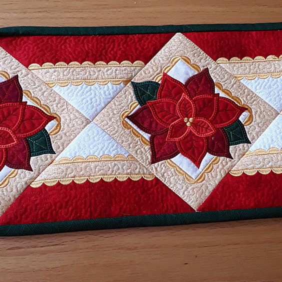 Christmas Poinsettia CLA130324143 Quilted Table Runner