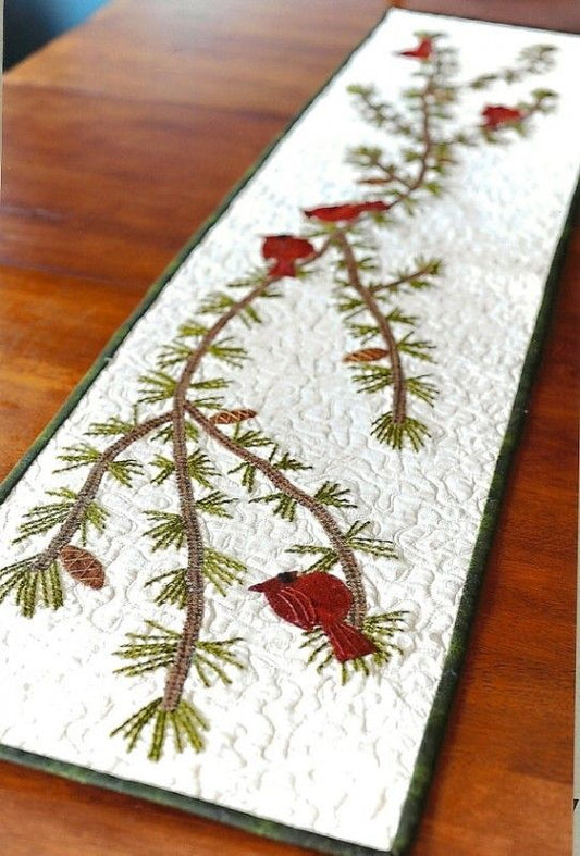 Cardinal CLA201223035 Quilted Table Runner