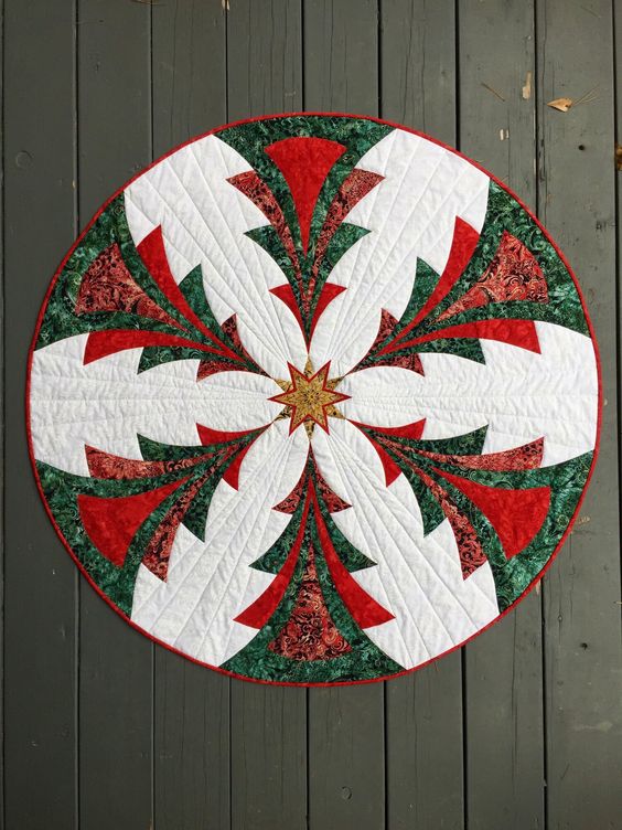 Christmas Tree CLA22112324 Quilted Tree Skirt