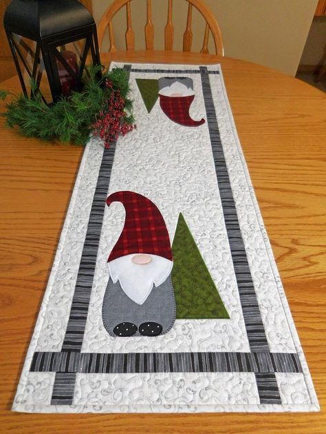 Christmas Gnome CLA20112372 Quilted Table Runner