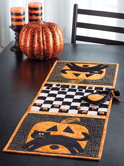 Halloween Cat CLA140324073 Quilted Table Runner