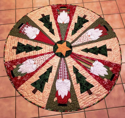 Christmas Santa CLA17112328 Quilted Tree Skirt