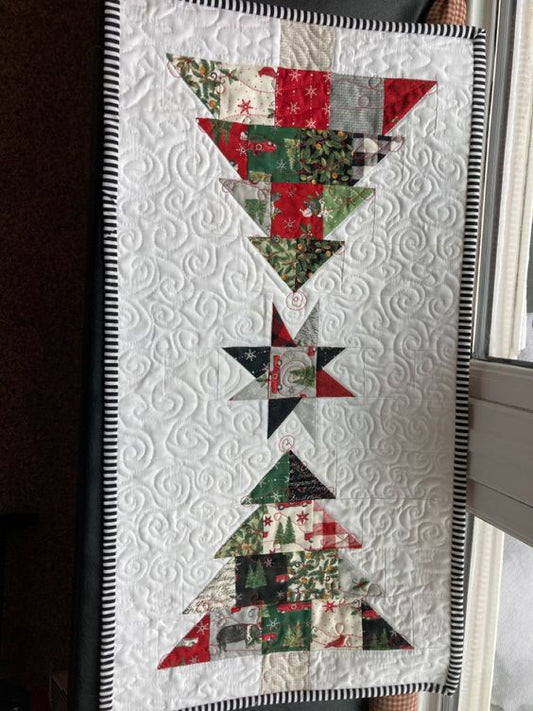 Christmas Tree CLA130324196 Quilted Table Runner