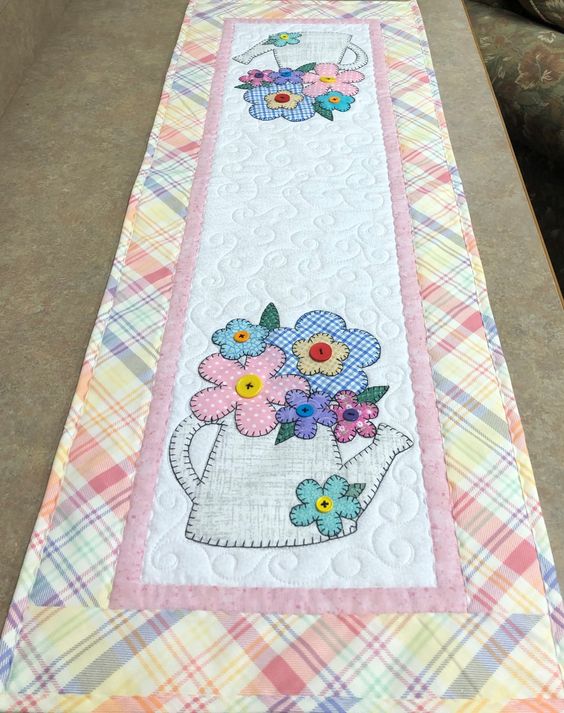 Flower CLA150324143 Quilted Table Runner