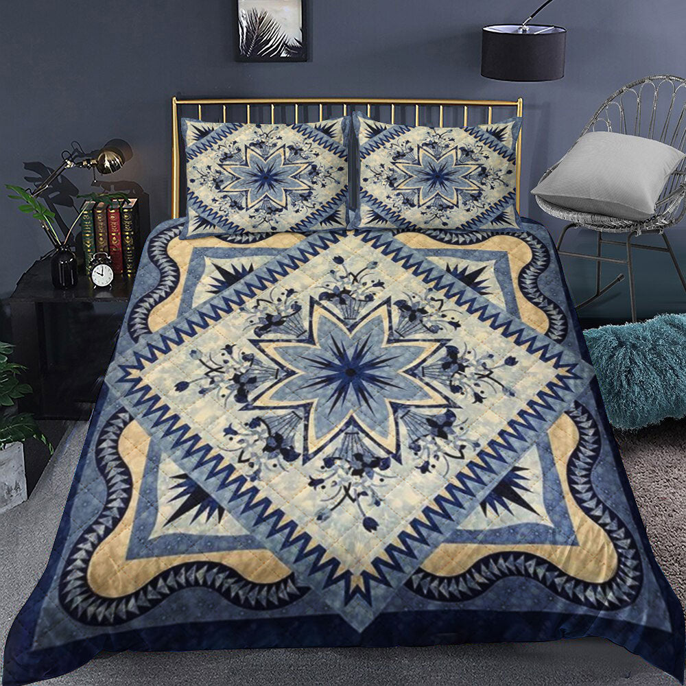 Sanctuary Quilt Bedding Set HT041001