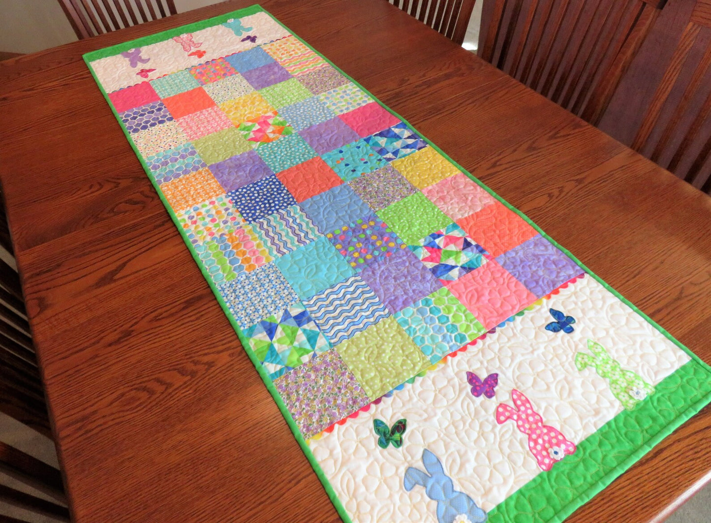 Bunny CLA140324175 Quilted Table Runner