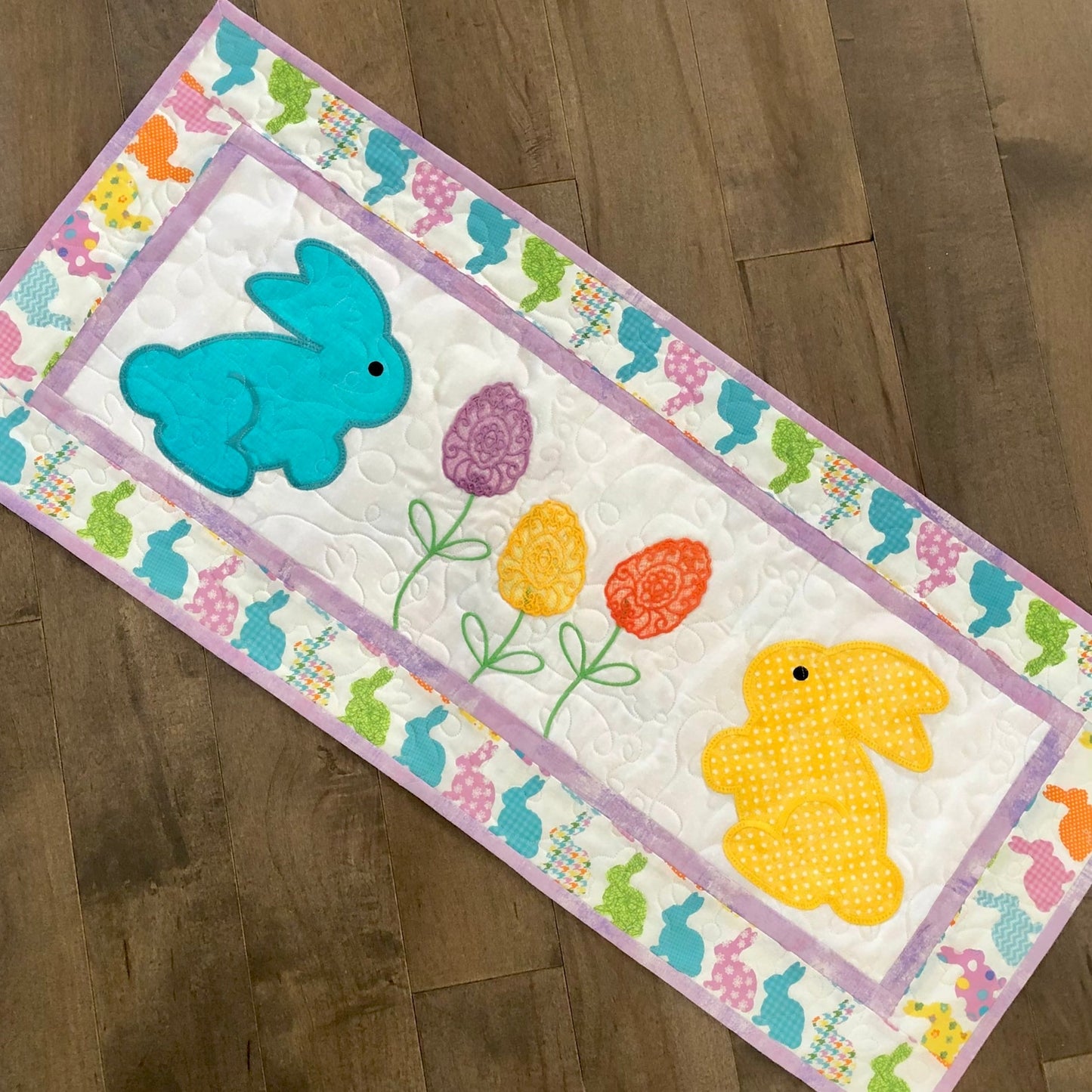 Easter Bunny CLA150324040 Quilted Table Runner