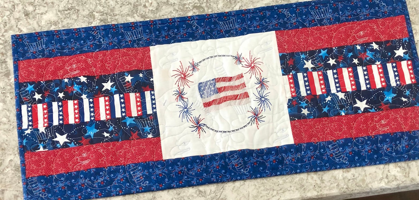 Patriotic CLA150324029 Quilted Table Runner