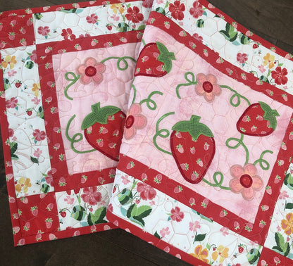 Strawberry CLA150324026 Quilted Table Runner