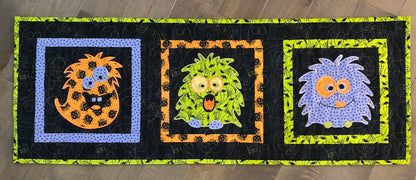 Halloween CLA150324020 Quilted Table Runner