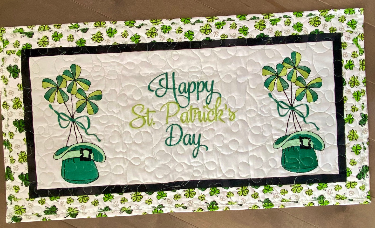 St. Patrick's Day CLA150324005 Quilted Table Runner