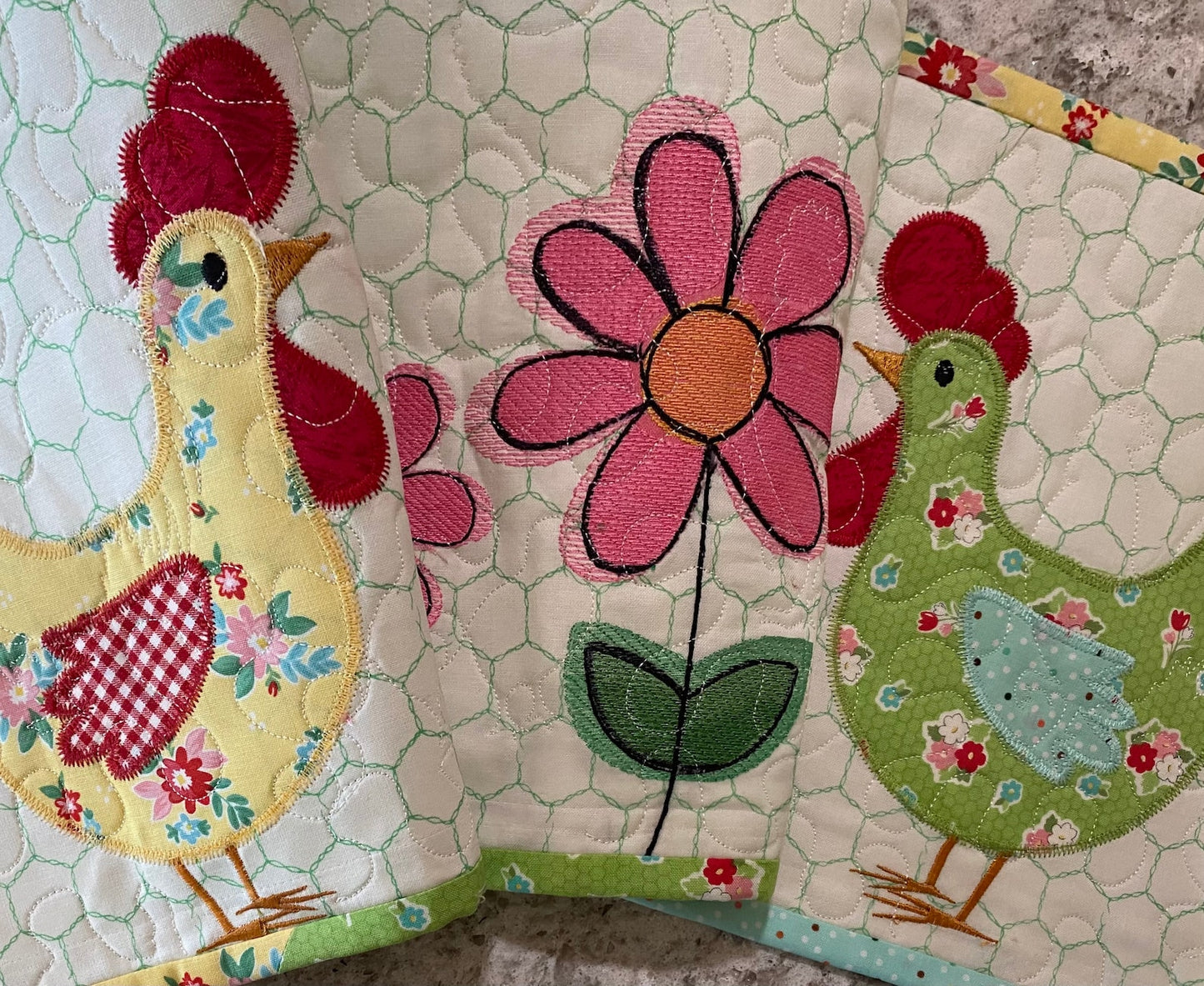 Chicken CLA140324198 Quilted Table Runner