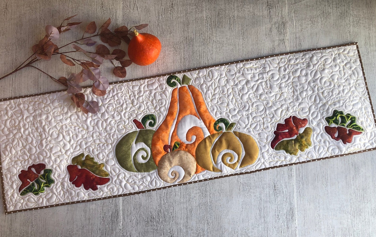 Autumn Harvest CLA140324002 Quilted Table Runner